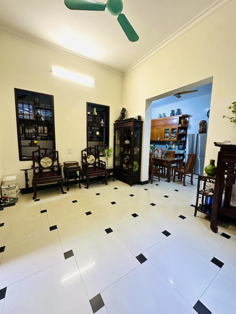 Bán nhà căn lô góc, xã Đàn Cực gần phố, 50m2, 4 tầng, 6m mặt tiền, 11.6 tỷ