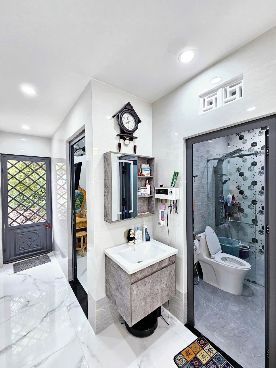 Bán nhà mặt tiền đường khu tái định cư phường Tân Biên, giá 3 tỷ 100 triệu