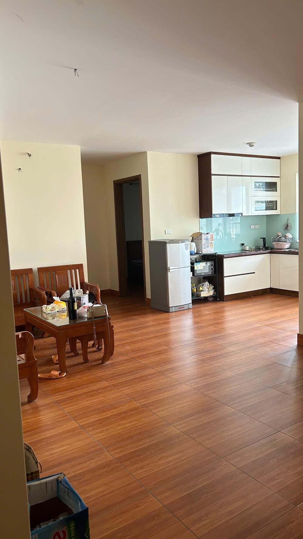Cho thuê căn hộ chung cư 73m2 2PN chung cư 536a Minh Khai, Hà Nội