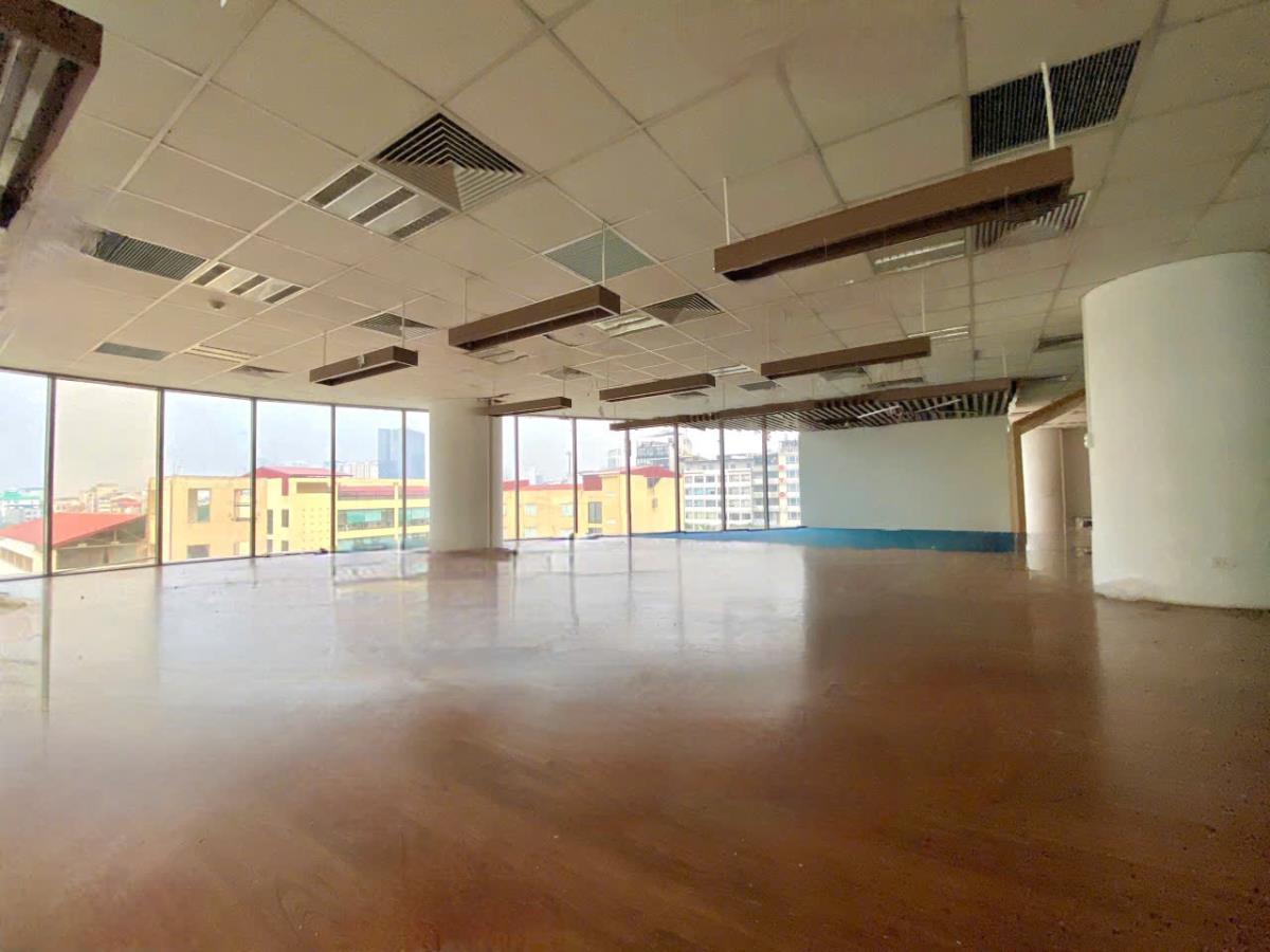 Cho thuê sàn văn phòng 520m2, Star Tower Dương Đình Nghệ, Cầu Giấy
