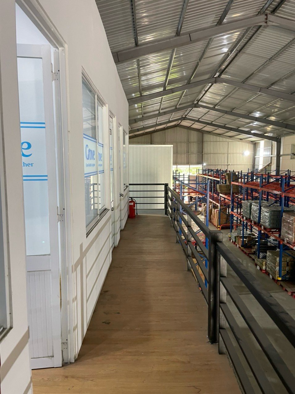 Cho thuê kho xưởng 900m, 2 mặt tiền Võ Nguyên Giáp, Cần Thơ gần bệnh viện Hoàn Mỹ
