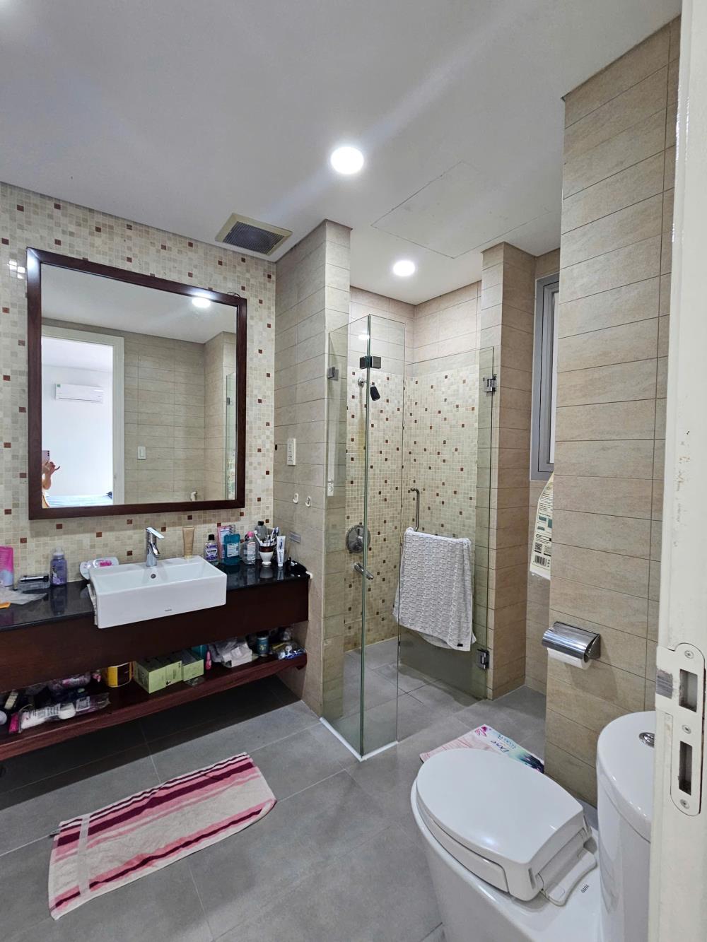 Cho thuê căn hộ chung cư the everrich, đ/c 968 3 tháng 2 phường 15, quận 11