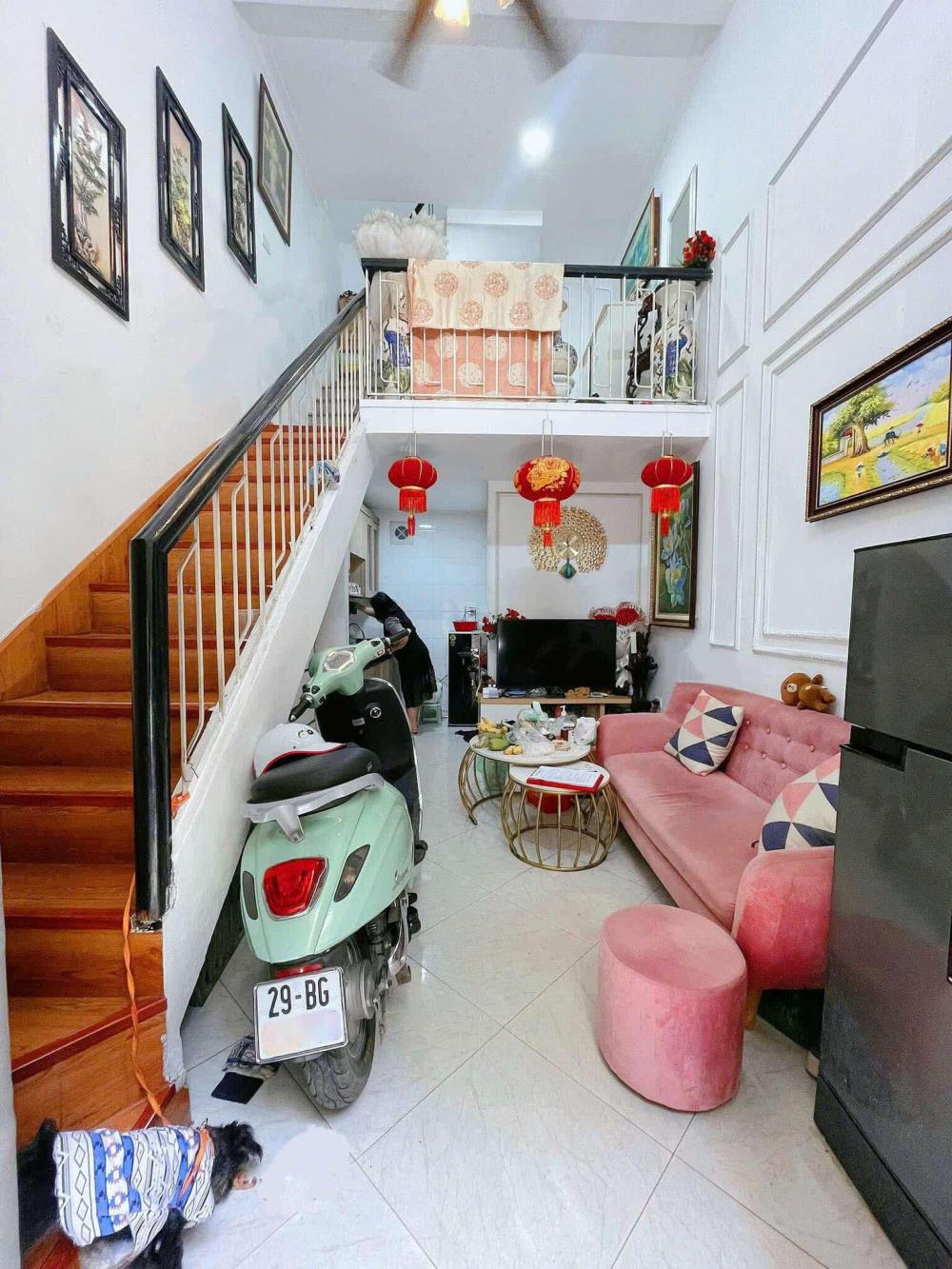 Bán nhà riêng dân xây, phố Quốc Tử Giám, Đống Đa, 30m ra ô tô tránh, chỉ 5,1 tỷ