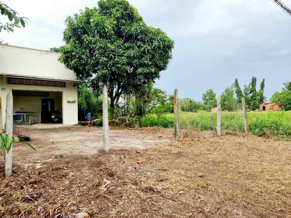 Bán đất 10x59m tại ấp Bình Thủy, xã Hòa Khánh Đông, Đức Hòa, Long An, giá 2 tỷ 500tr