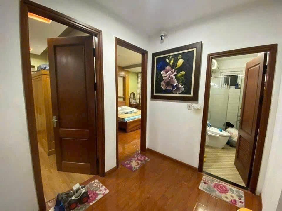 Bán nhà Thái Hà 63m2 có 6 tầng, kinh doanh văn phòng, giá 20,5 tỷ