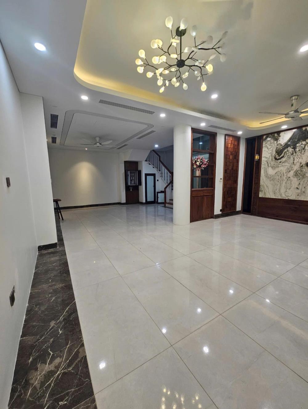 Bán nhà biệt thự LK mới tại Nguyễn Trãi, Q Thanh Xuân với 88m x 6 tầng - giá 43 tỷ