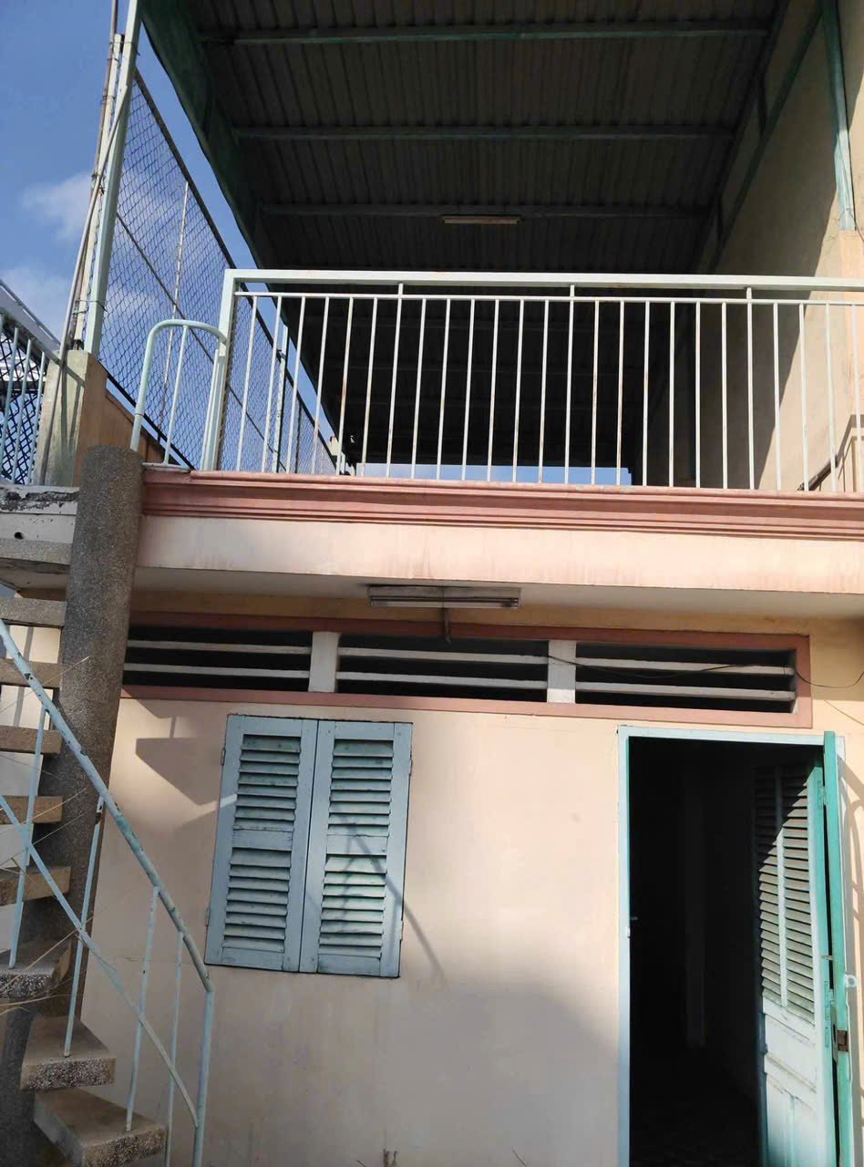 Bán gấp căn góc 2 mặt tiền hẻm Tuệ Tĩnh, Quận 11, chỉ 6.5 tỷ