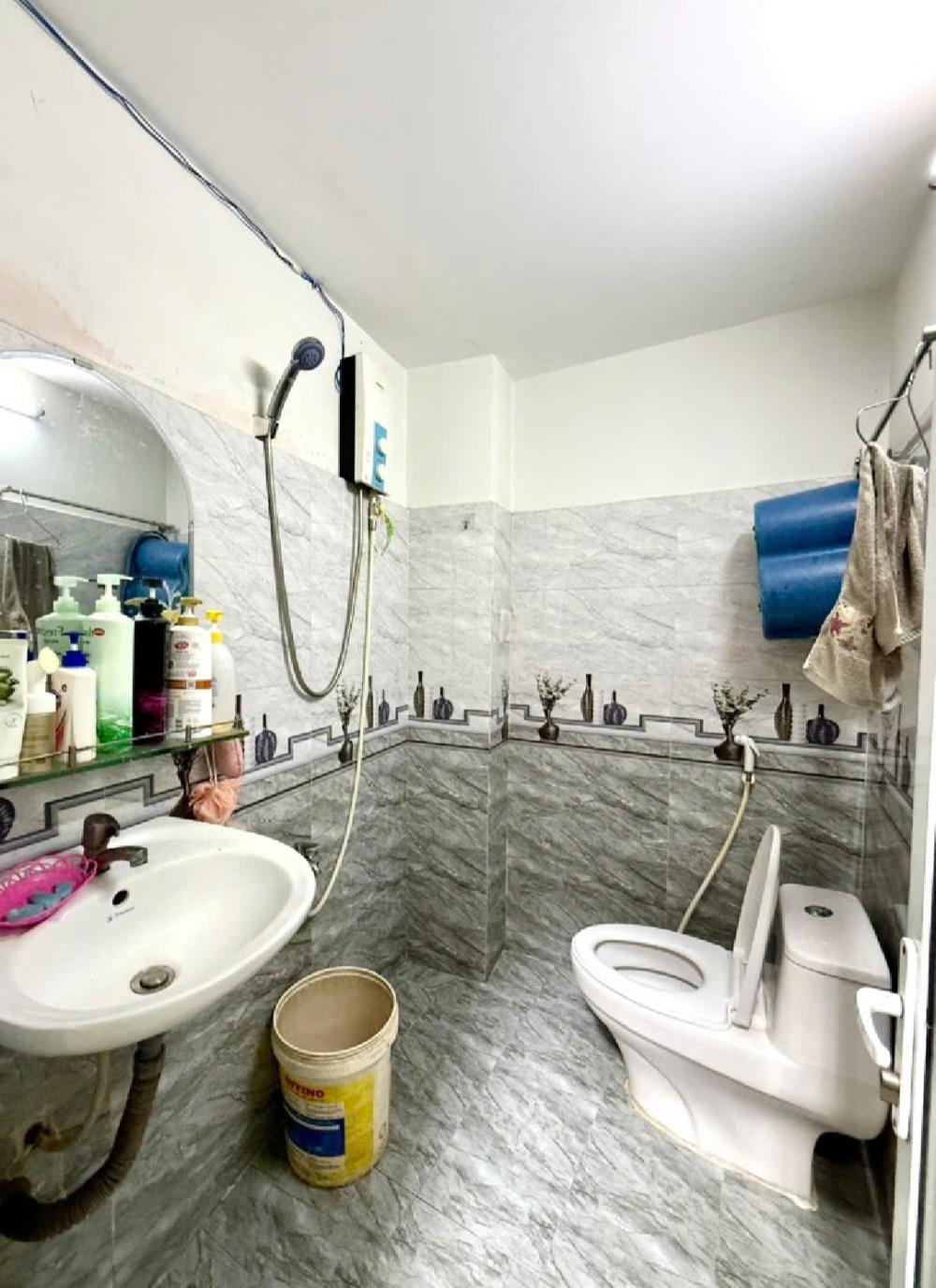 Bán nhà Thới An 16, quận 12, giá 3 tỷ 7, diện tích công nhận 62m², nhà đẹp