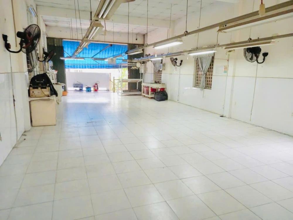 Bán nhà mặt tiền 2 lầu tại Trần Thị Trọng, Tân Bình, 183m2, ngang 6,5m, 24 tỷ