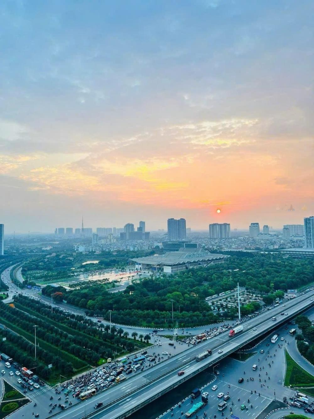 Bán căn hộ 2 phòng ngủ tại Vinhomes d’capitale, diện tích 73m2, giá tốt 6.9 tỷ