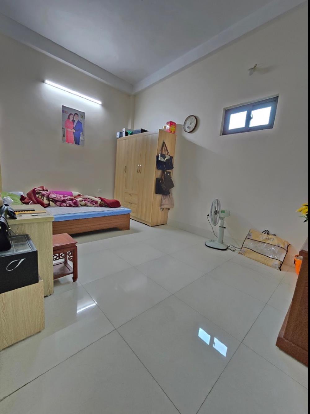 Cần Bán Biệt Thự 2.5 Tầng, 179m², Mặt Tiền 15m, Giá 8.5 Tỷ