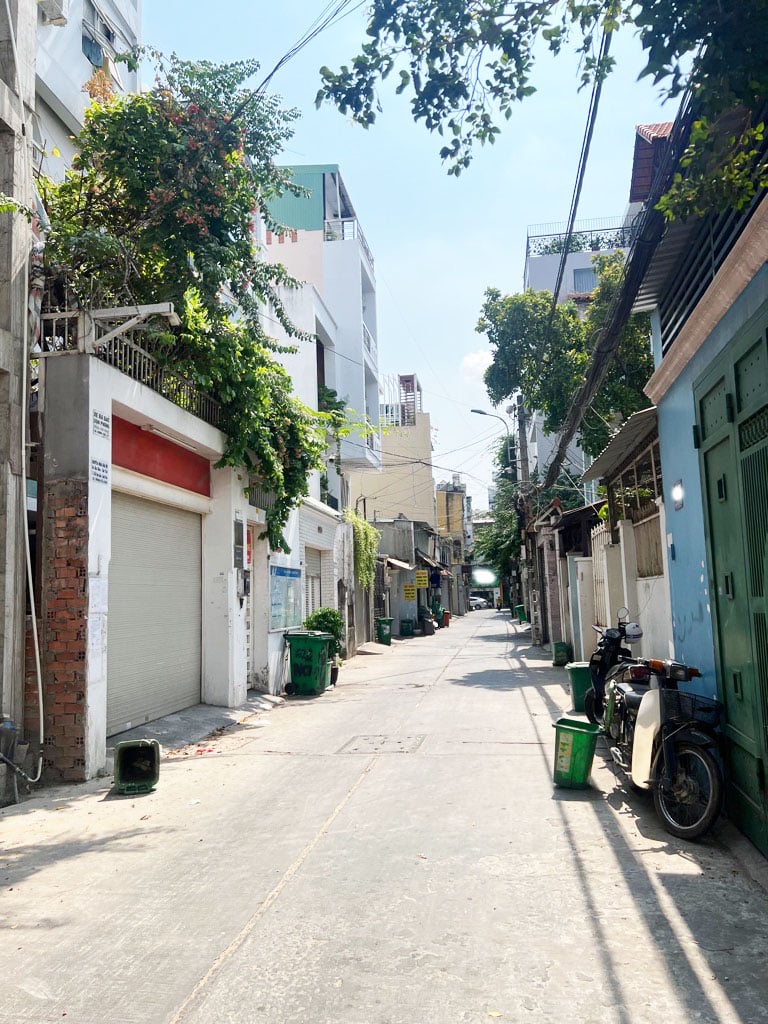 Nhà 4 tầng hẻm xe hơi 6m, Nhất Chi Mai Tân Bình 92m2, giá chỉ 13x tỷ thương lượng