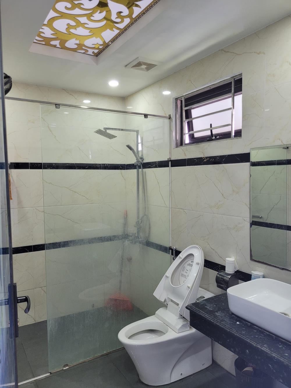 Chính Chủ Bán Nhà 4 Tầng Mặt Đường Lý Thần Tông, TP. Bắc Ninh ,Diện Tích 76,5m², Giá 10 Tỷ