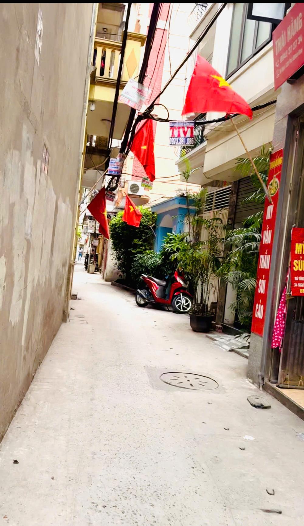 Bán nhà 48m² tại Minh Khai, Hai Bà Trưng, ngõ rộng nhà đẹp long lanh, thiết kế hiện đại