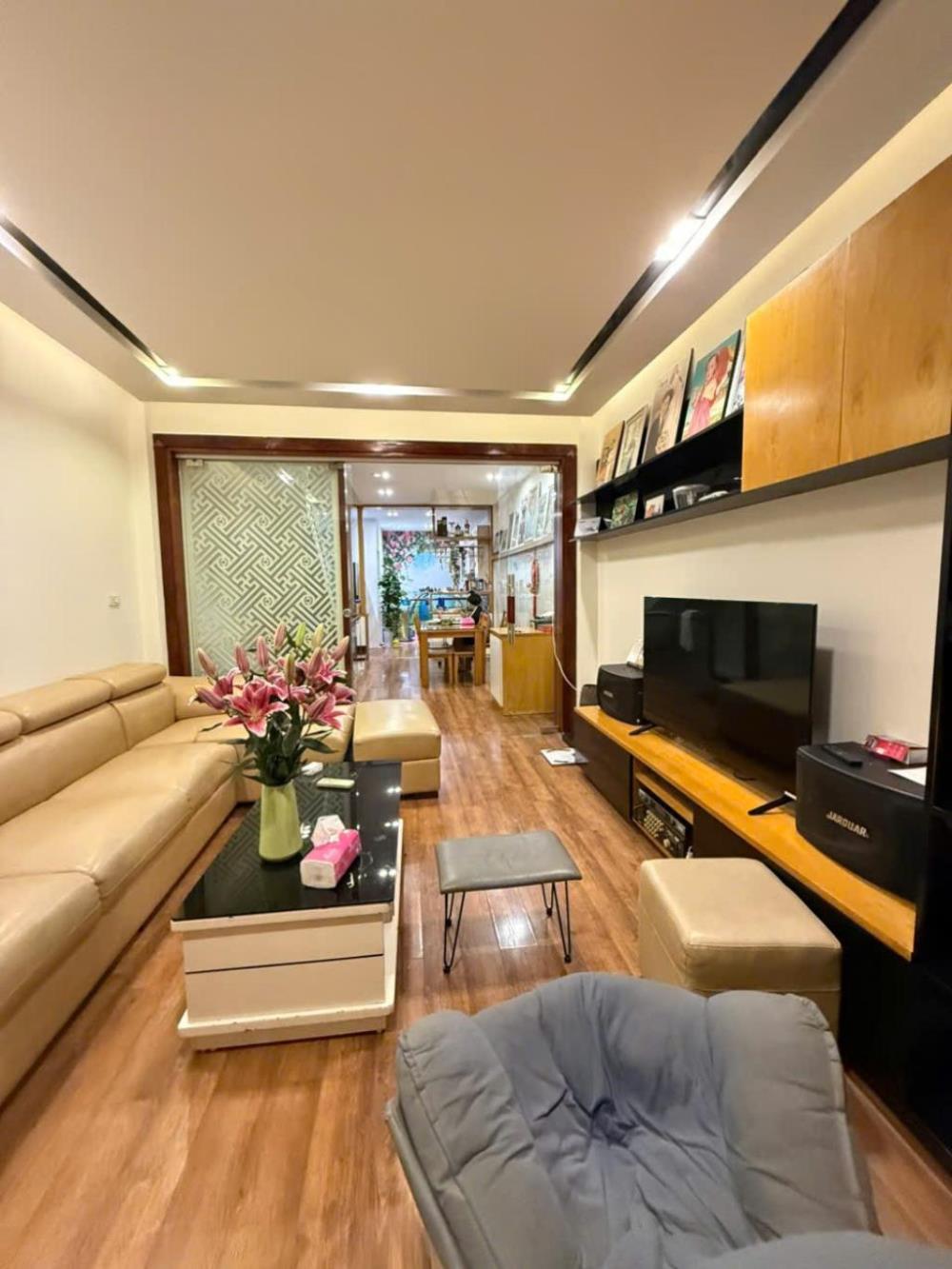 Bán nhà phố Mễ Trì, Nam Từ Liêm, ngõ 2 ô tô, diện tích 56 m2, giá thương lượng