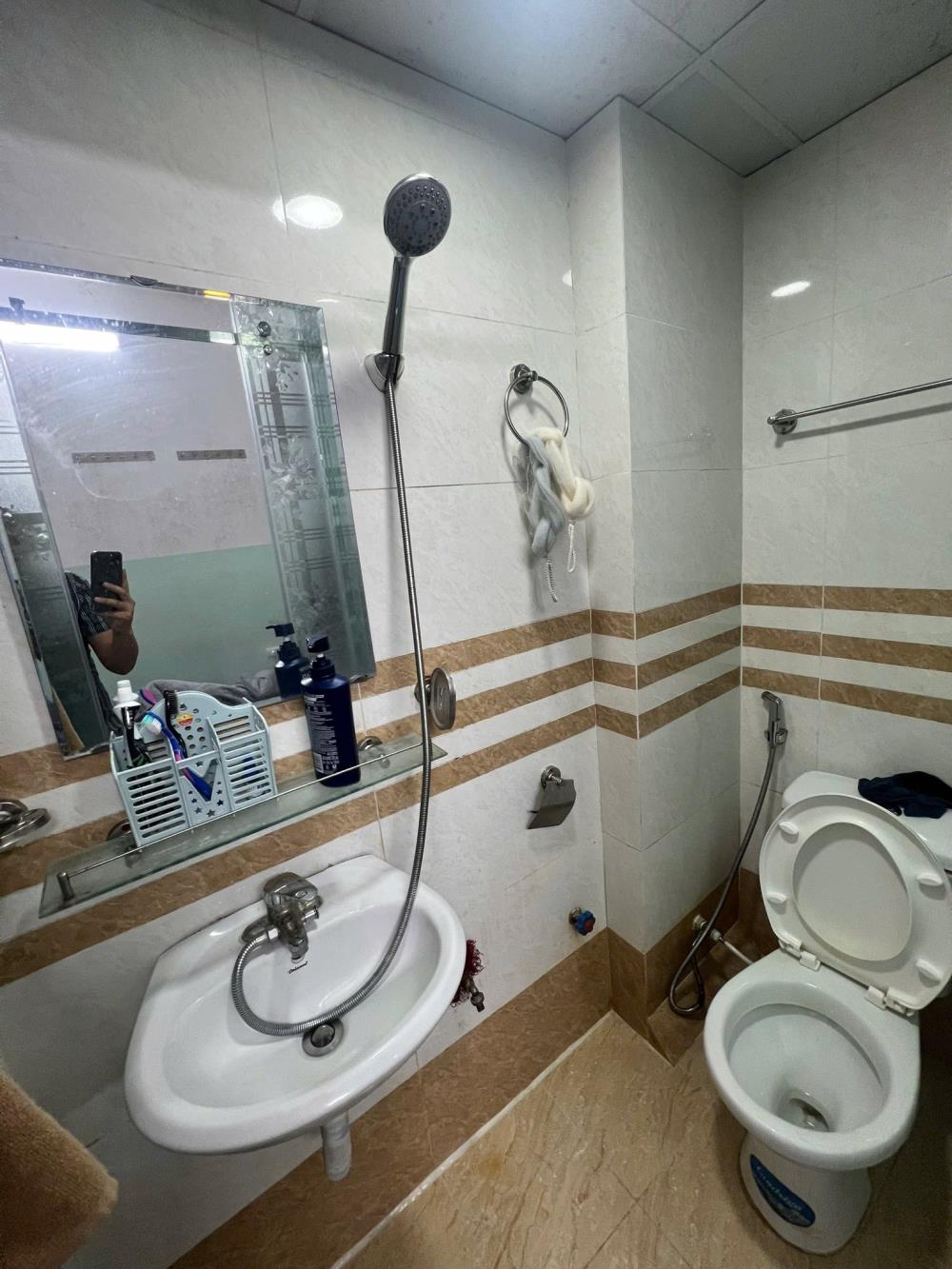 Bán nhà Dòng Tiền Cầu Giấy - 43m2 - 5 tầng - 9 phòng - 50tr/tháng - giá chỉ 13.5 tỷ