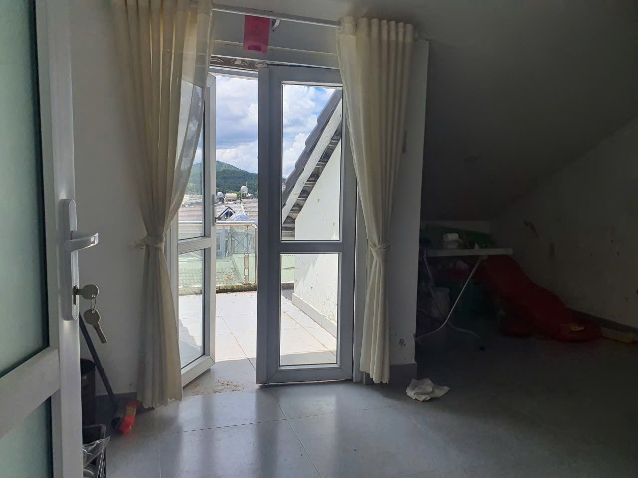 Bán nhà riêng 72 m² tại Trần Anh Tông, Phường 8, Đà Lạt, sổ hồng riêng