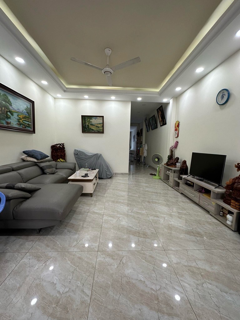 Cần bán gấp nhà 3 tầng, 115m², hẻm xe hơi, Bùi Quang Là, Gò Vấp, chỉ 8.45 tỷ
