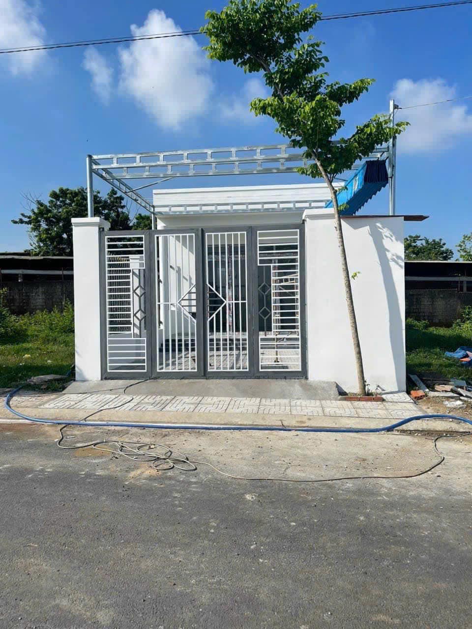 Chỉ 900 triệu sở hữu lô đất sổ riêng thổ cư, 1 sẹc QL1A, xã Bình Minh, Trảng Bàng