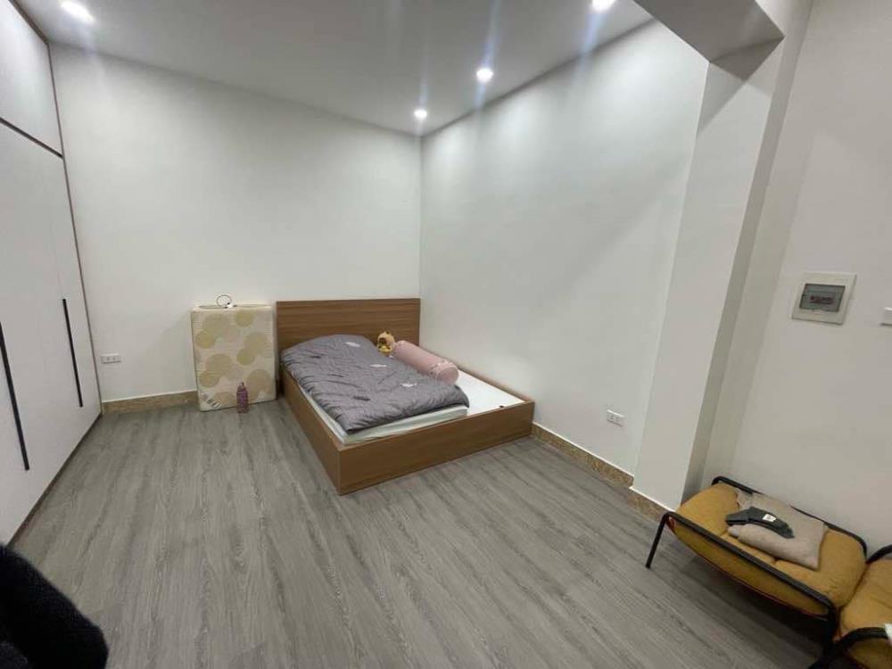 Bán nhà Đặng Văn Ngữ, full nội thất, 5 tầng, diện tích 37m2