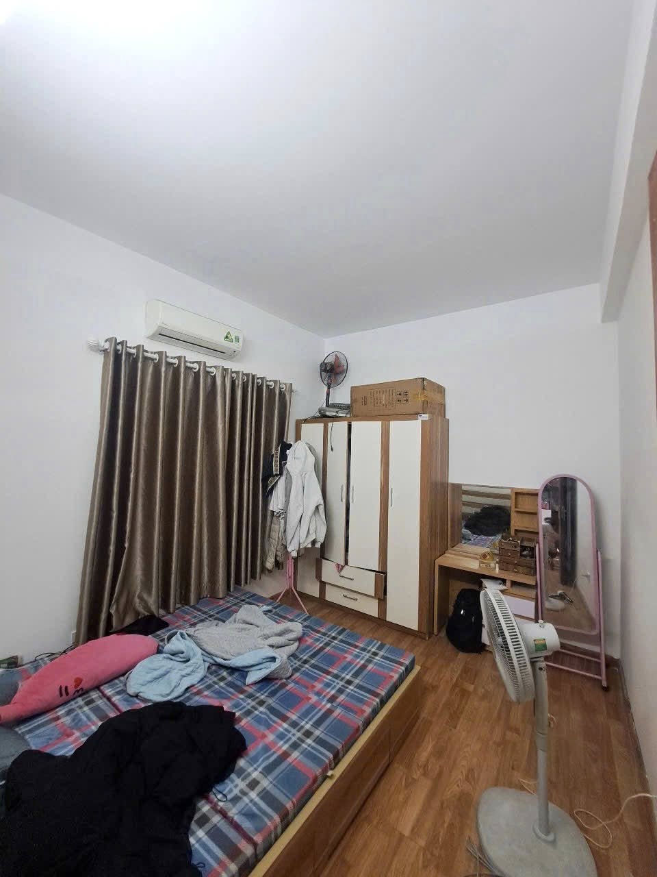 Bán căn hộ 3PN 2 WC, diện tích 74m2 khu Kim Văn Kim Lũ, Nguyễn Xiển, Hoàng Mai