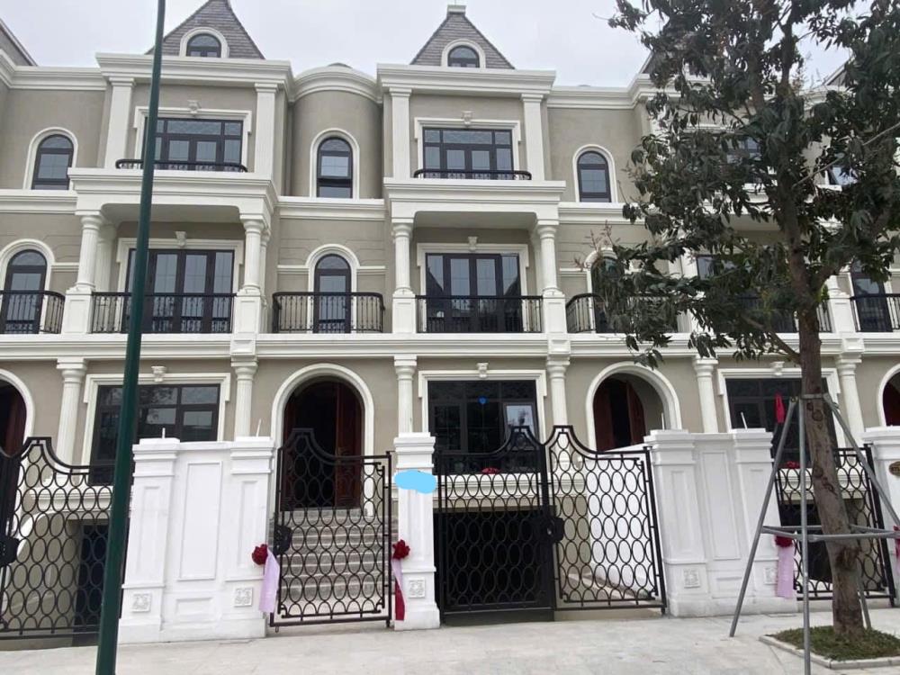 Chính chủ bán biệt thự Ciputra 4 tầng, view vườn hoa, giá ưu đãi 45 tỷ sổ vuông