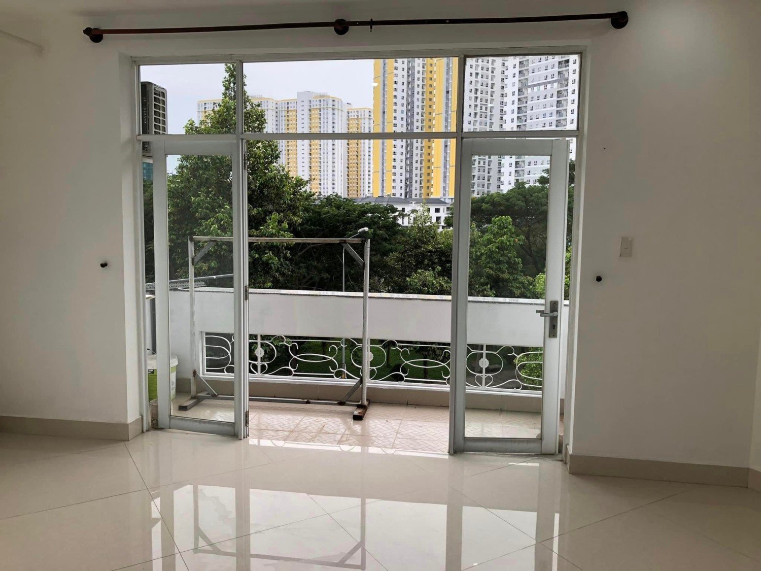 Cho thuê phòng trọ Cầu Lò Gốm - khu vực quận 6 phường 10, góc ngã ba Vành Đai