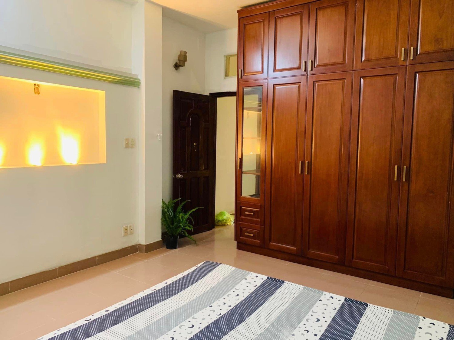 Cho thuê phòng trọ full nội thất đường Hậu Giang, P12, Q6 thuận tiện di chuyển