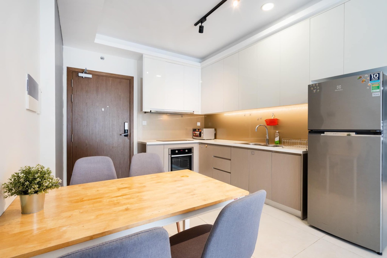 Căn Hộ 2PN - 55m2 đường Nguyễn Bỉnh Khiêm, Q Gò Vấp 1,6 tỷ sổ hồng riêng