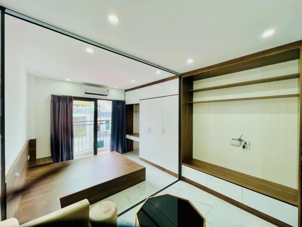 Bán tòa nhà dòng tiền – Kim Giang, Thanh Xuân. DT 109m2 x 7 tầng x mặt tiền 5.6m