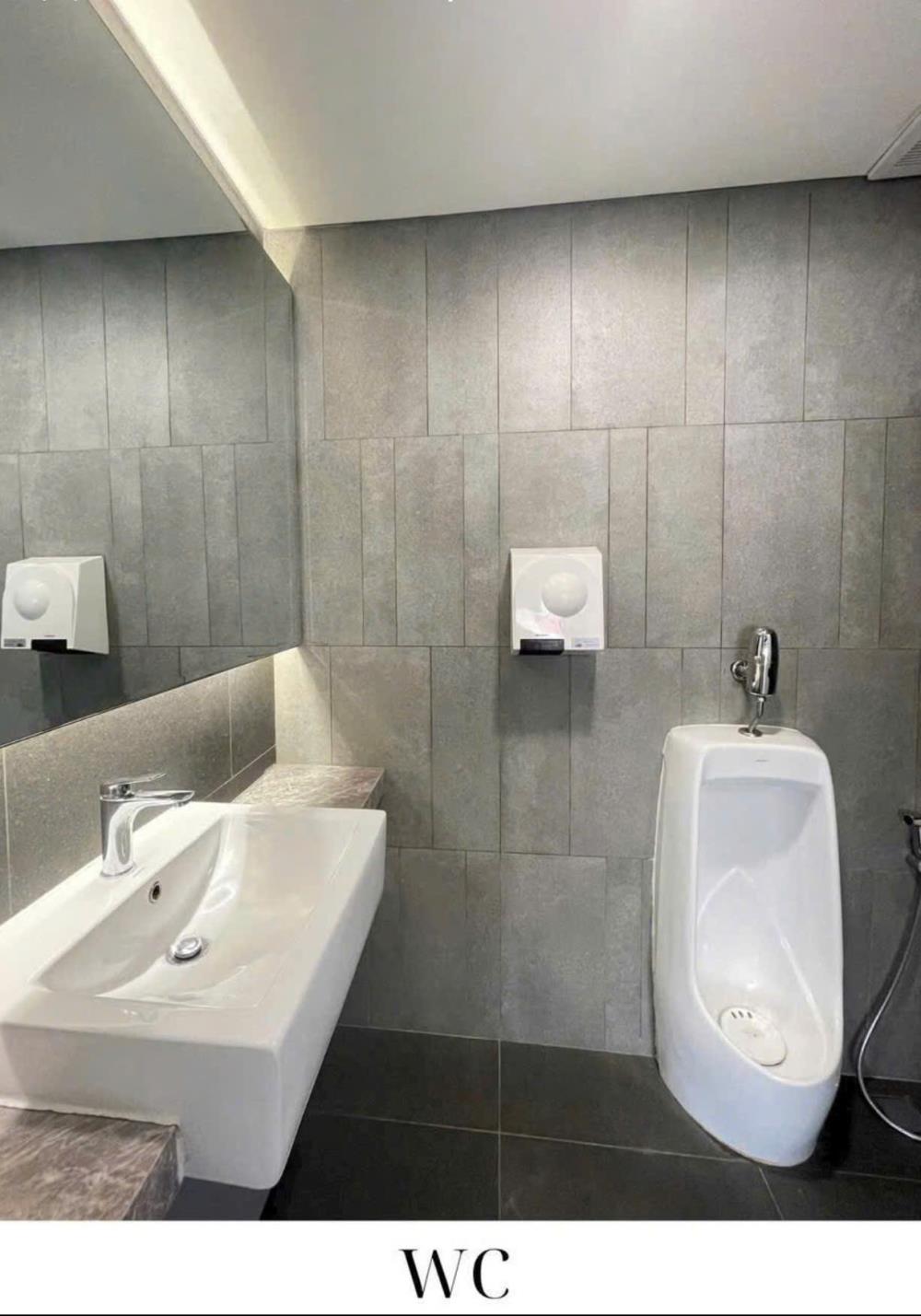 Cho thuê tòa nhà văn phòng 5.900m² – 2 mặt tiền Hai Bà Trưng, Q1 – 3 hầm, 16 tầng, 4 thang máy – Giá thuê 2 tỷ/tháng