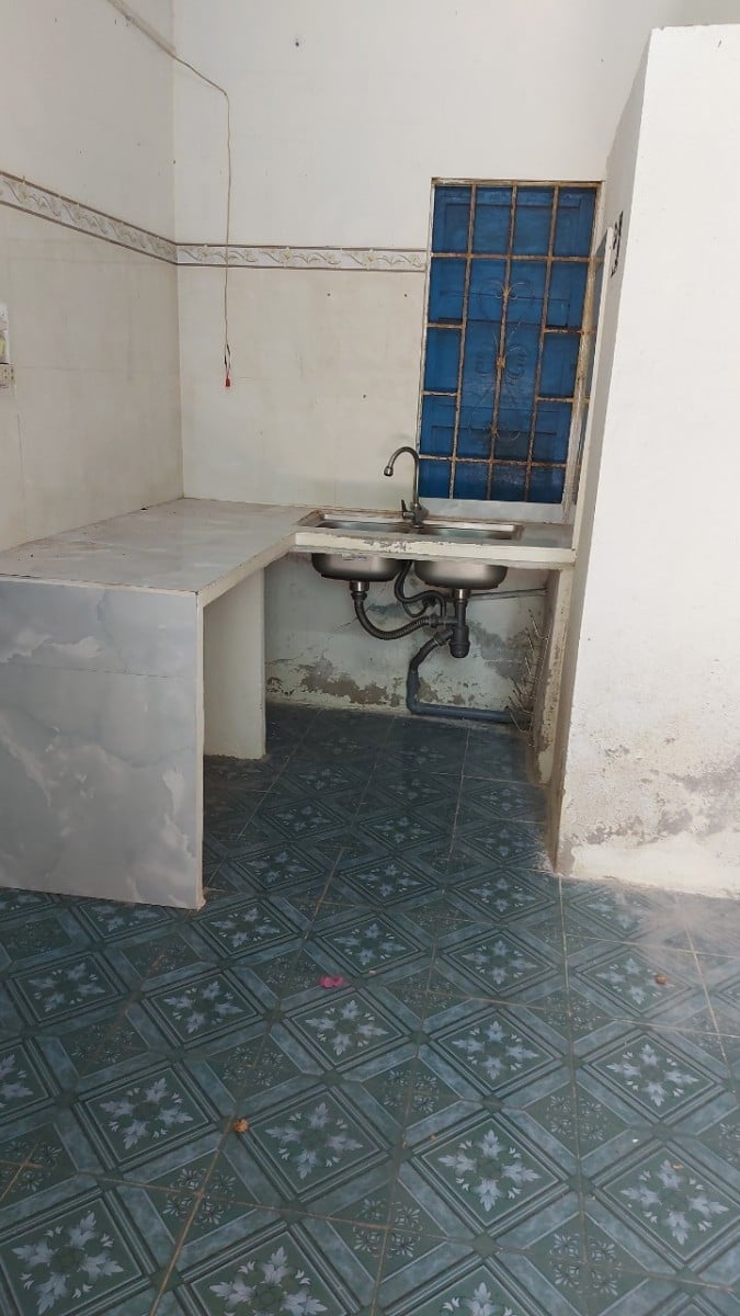 Cho thuê phòng trọ 20m² giá 2.2 triệu/tháng tại La Sơn Phu Tử, gần chợ, bệnh viện, trường đại học