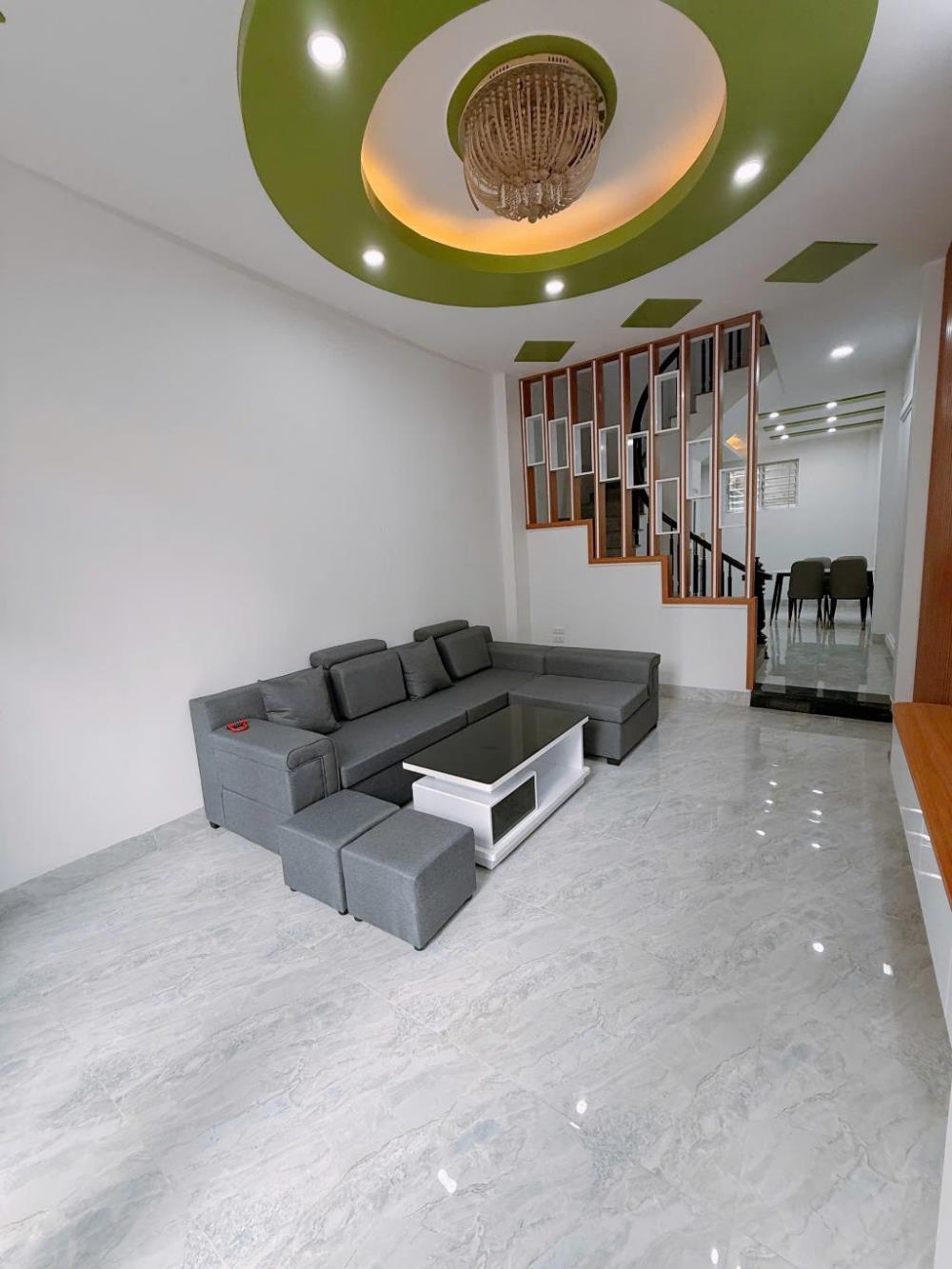 Bán nhà trong làng Bưởi Diễn, Bắc Từ Liêm, 5 tầng, 7 phòng ngủ, full nội thất