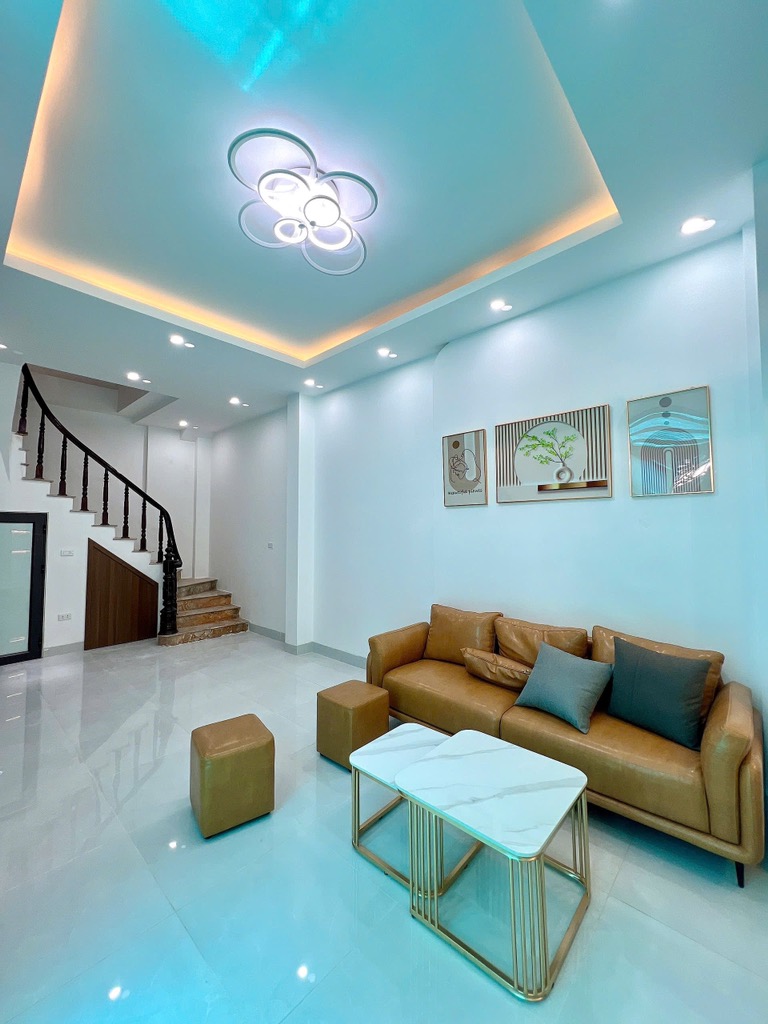Bán nhà đẹp Đống Đa gần Xã Đàn, ngõ ba gác tránh – 40m² x 5 tầng, full nội thất, giá tốt