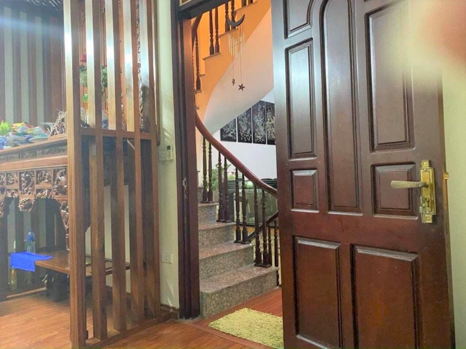 Mặt phố Bắc Từ Liêm- Phúc Diễn - 42m2, 5t, mt 4.5m, 2mt ,kinh doanh, chỉ 6 tỷ 3