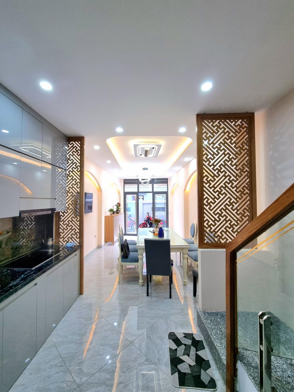 Bán nhà đẹp Tôn Đức Thắng, Đống Đa, 36m2 x 5 tầng, nhỉnh 7tỷ