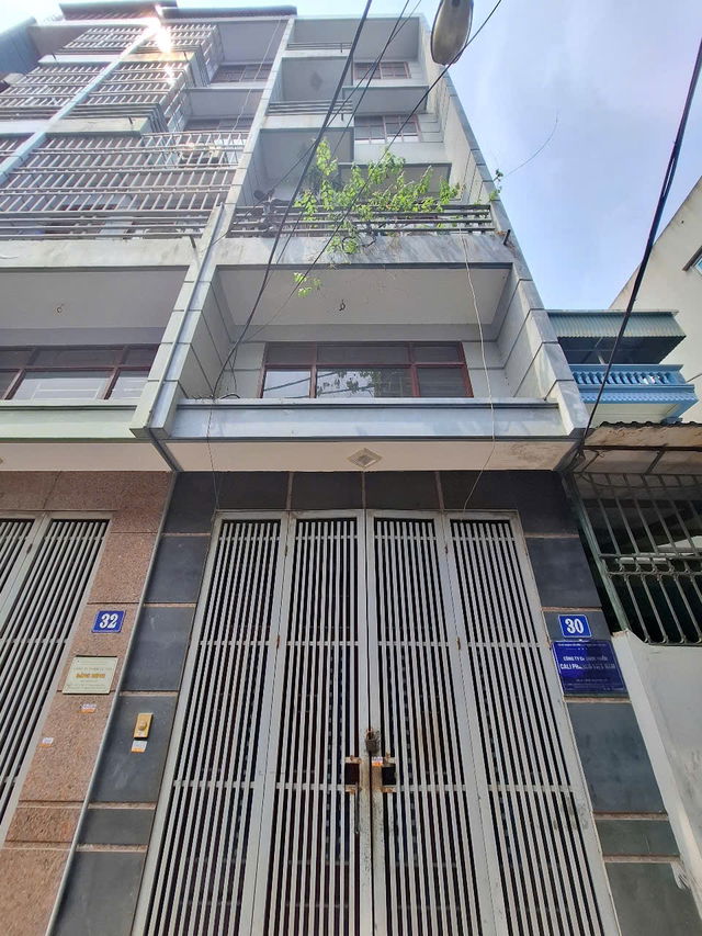 Bán nhà Bằng Liệt, Hoàng Mai, diện tích 38m x 5 tầng, ngõ ô tô