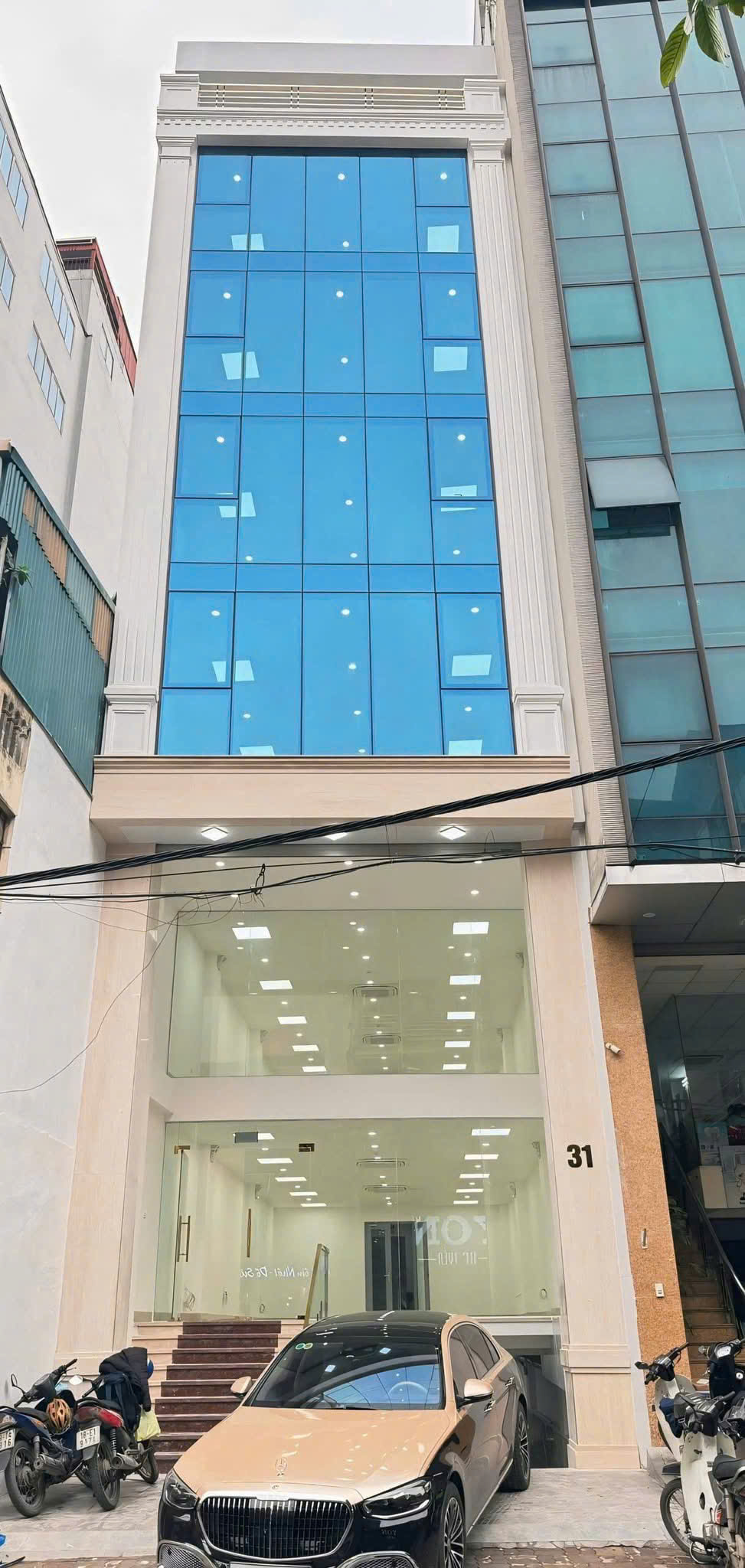 Bán nhà 6 tầng thang máy, ô tô vào nhà tại Tô Vĩnh Diện, giá 19.5 tỷ