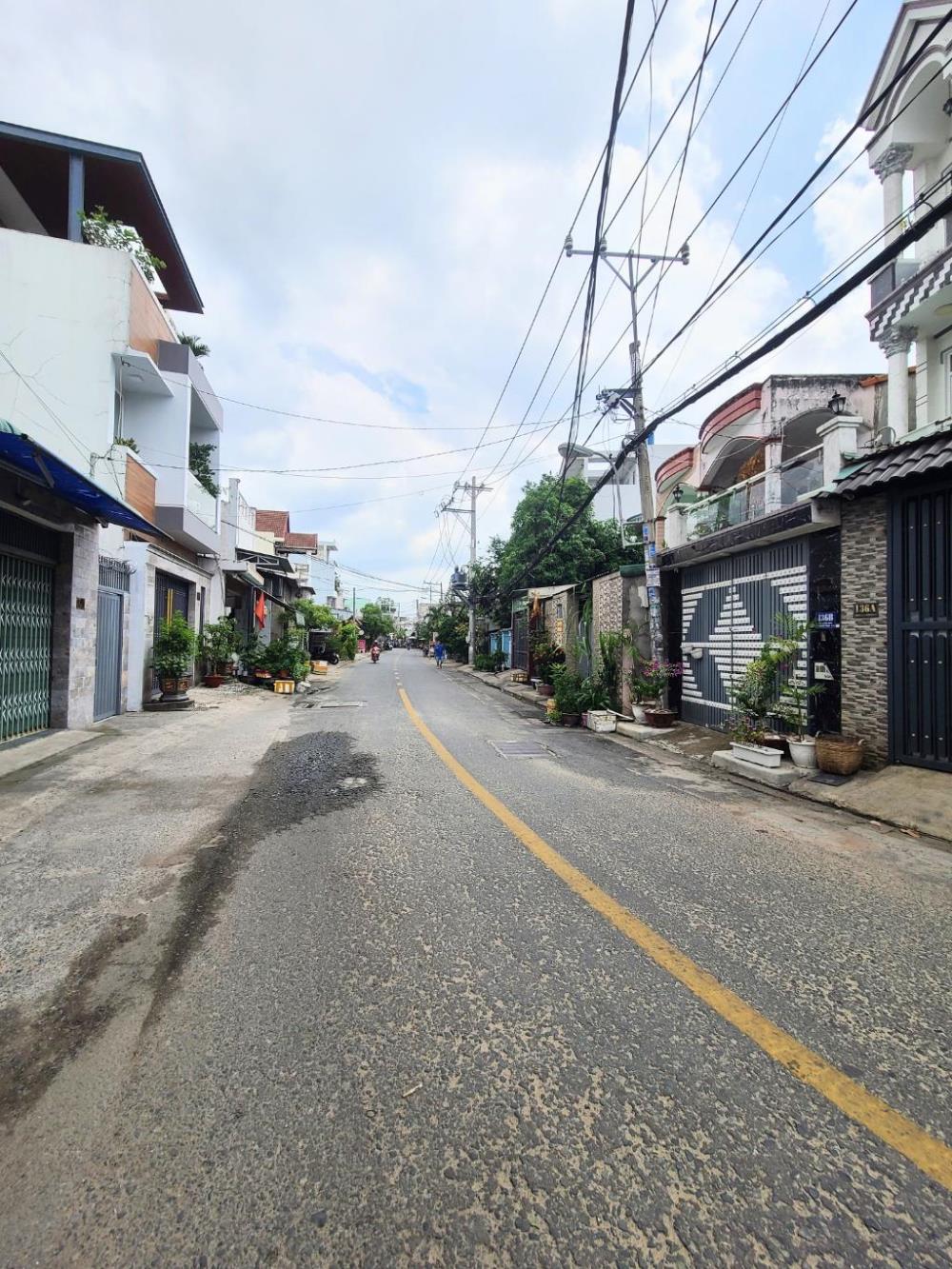 Nhà bán mặt tiền, vừa ở vừa kinh doanh, lô góc 101m2, 1 trệt 1 lầu chỉ hơn 7 tỷ