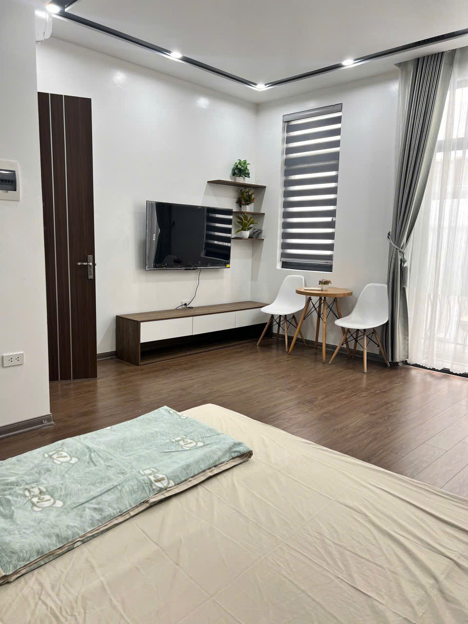Cho thuê căn hộ 1 ngủ giá chỉ 5tr tại Vinhomes Marina
