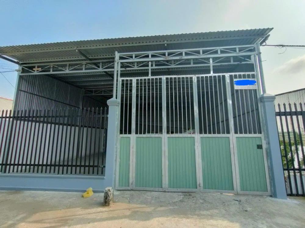 Cho thuê kho 400m2, mặt tiền Nguyễn Văn Linh có văn phòng
