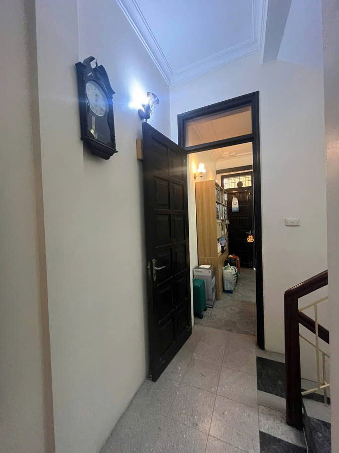 Bán nhà Phố Ngoc Khánh, 38 m2 x 4 tầng, ô tô đỗ cửa, 11.6 tỷ