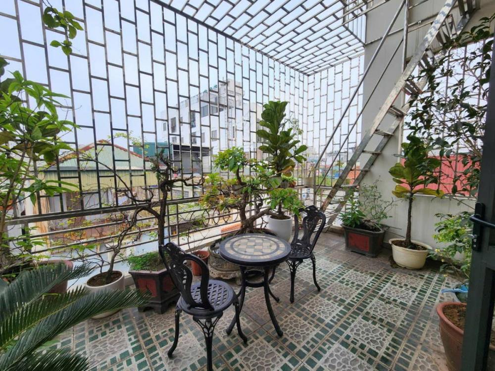 Hàng hiếm nhà Tôn Đức Thắng, 94m2 x 6 tầng x mặt tiền 5.3m, 2 mặt thoáng, ngõ ô tô, gần phố