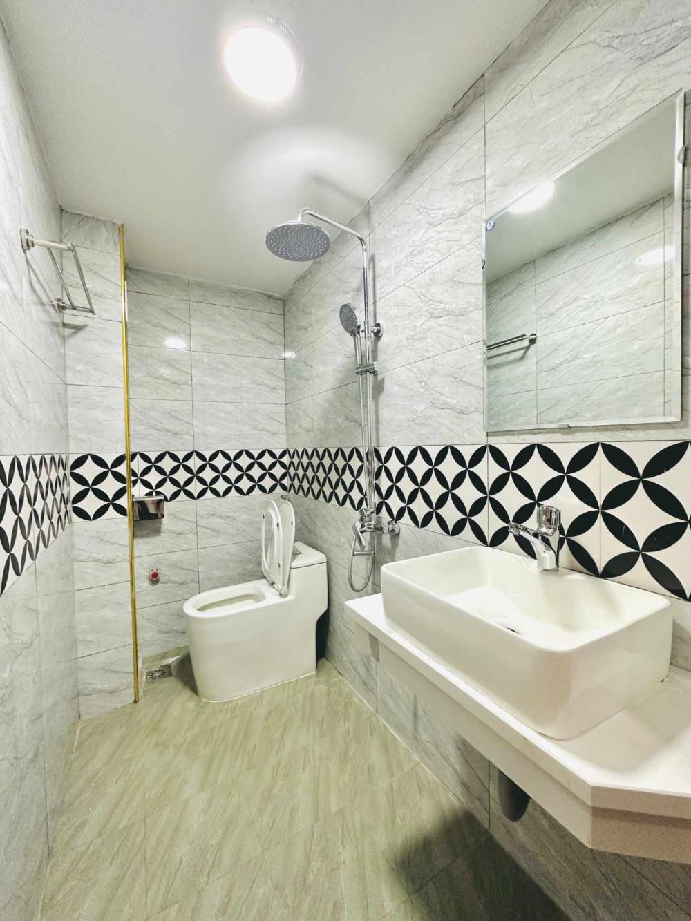 Bán nhà đẹp chính chủ gần Timecity, 40m2 x 4 tầng, full nội thất hơn 6 tỷ