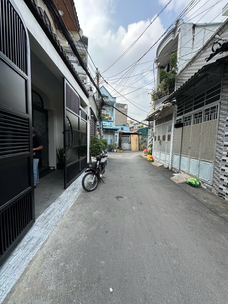 Bán biệt thự Phan Huy Ích - ngang 6.8m diện tích  92m2 - thang máy - chỉ hơn 12 tỷ