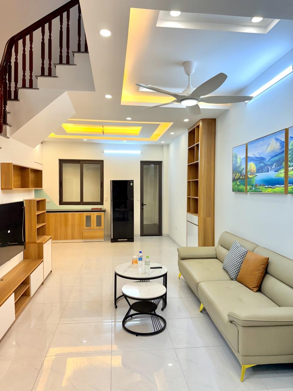 Bán nhà Phú Mỹ, Mỹ Đình, 47m2, 9.2 tỷ, cách đường Nguyễn Hoàng 40m