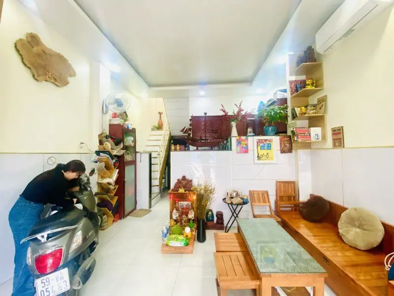 Bán nhà đường số 9, 1 trệt 1 lầu, 2 phòng ngủ, giá chỉ 2.6 tỷ