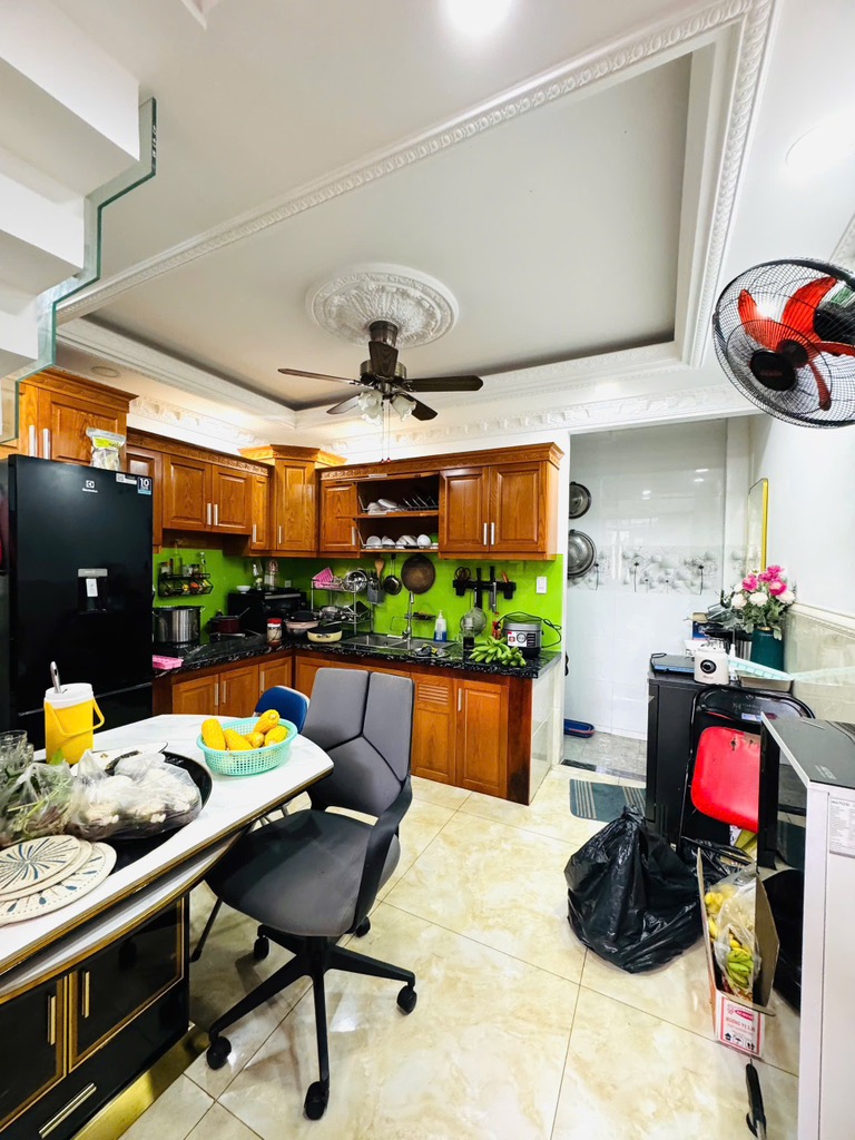 Chỉ 1 tỷ sở hữu nhà 2 tầng gần đường 30/4, Phường 10, Vũng Tàu, sổ đầy đủ