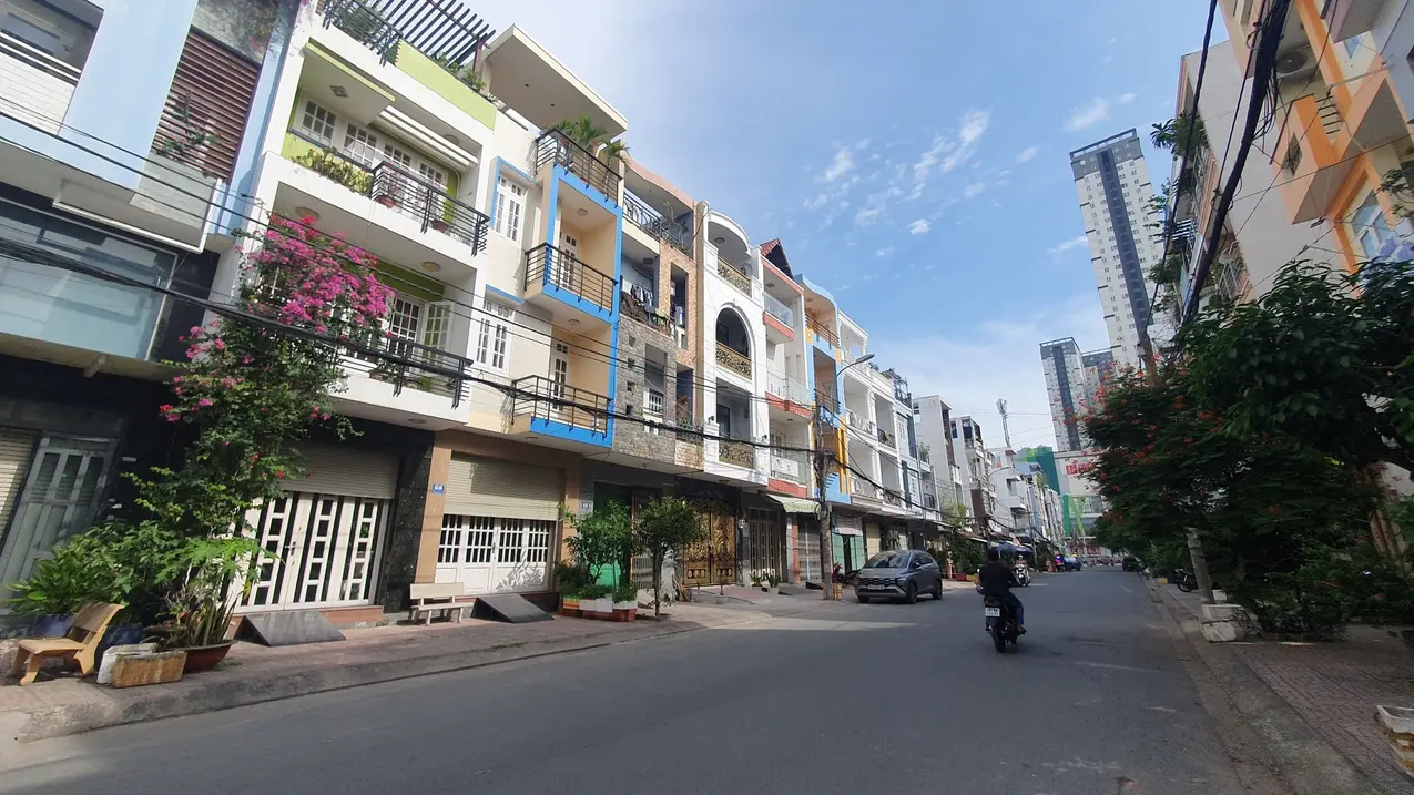 Bán nhà mặt tiền Tạ Quang Bửu, Quận 8, ngang 4m, gần Parc Mall, kinh doanh sầm uất, giá chỉ 11.8 tỷ