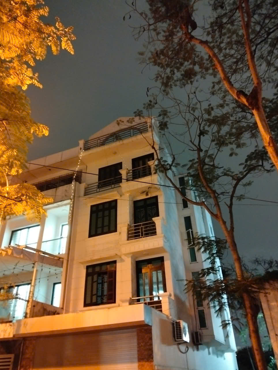 Bán nhà lô góc tại Khu đô thị Văn Quán, Hà Đông, kinh doanh đỉnh